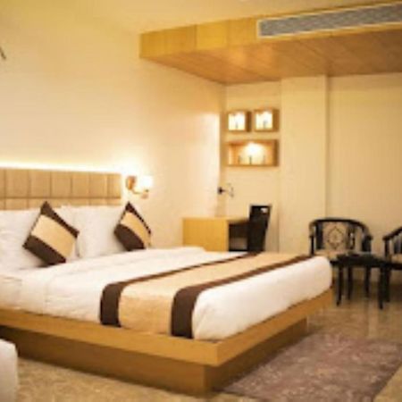 Hotel Aditya Residency Бхопал Екстер'єр фото